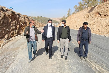 بازدید فرماندار از پروژه چهارخطه خروجی شهرستان آبدانان